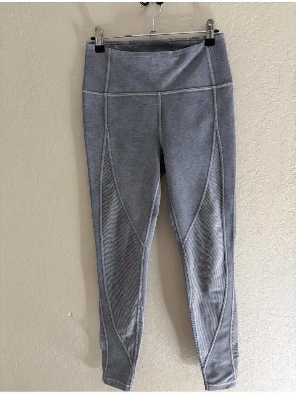 Lululemon Athletica ribbed Leggings